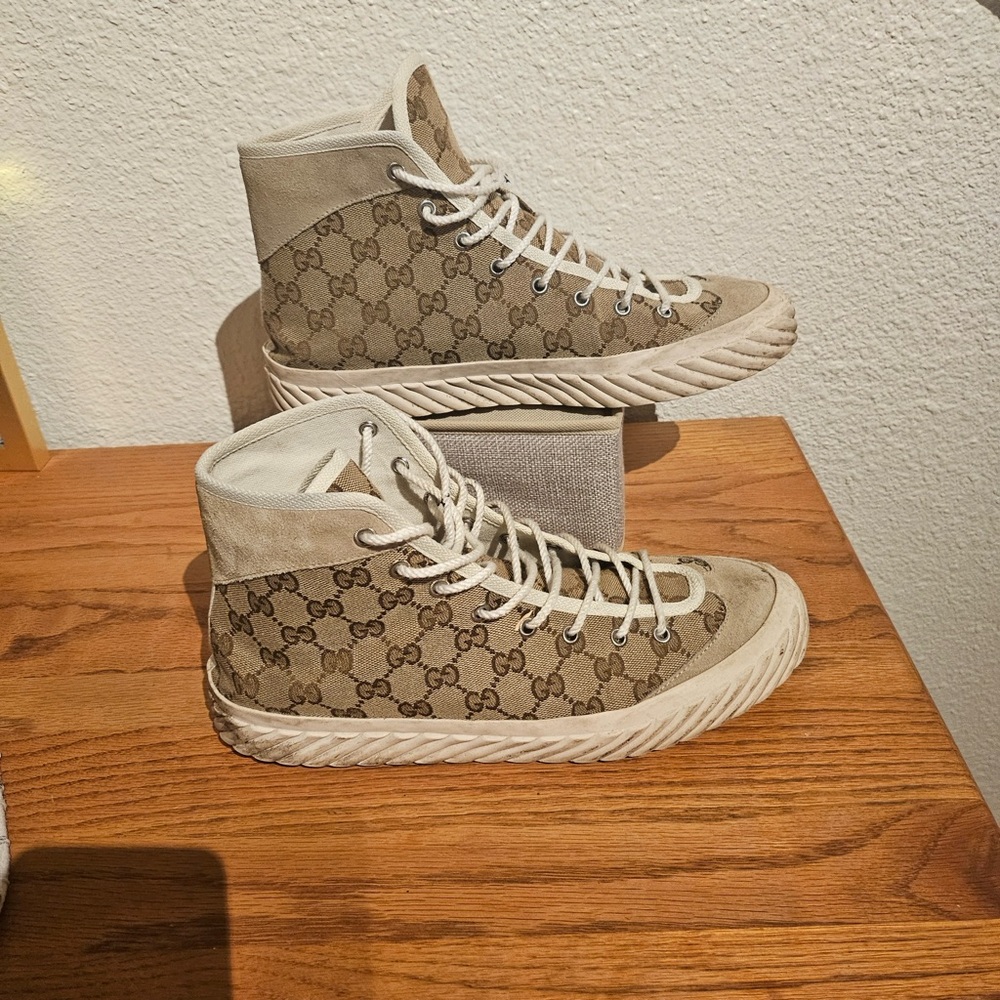 Authentic Gucci Beige High Top Canvas Men’s Shoes size 9.5